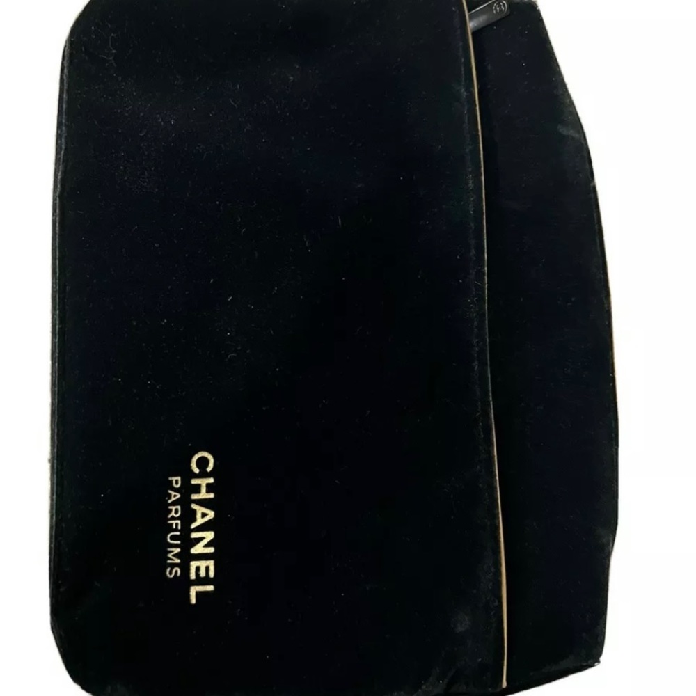 CHANEL Parfums Black Velvet Cosmetic Makeup Pouch NEW